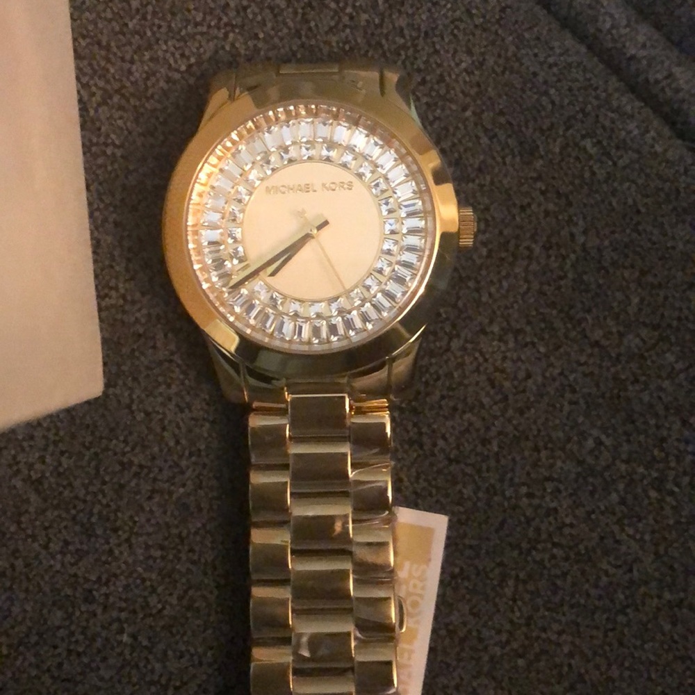 NEW Women’s Gold Michael Kors watch